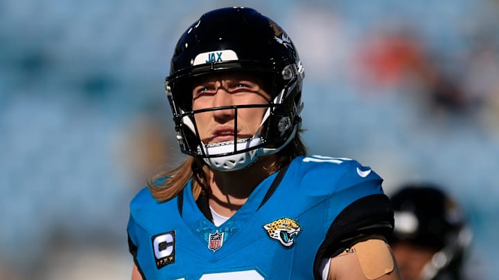 Jacksonville Jaguars quarterback Trevor Lawrence (16) warms up before an NFL football matchup Sunday, Dec. 1, 2024 at EverBank Stadium in Jacksonville, Fla. [Corey Perrine/Florida Times-Union]