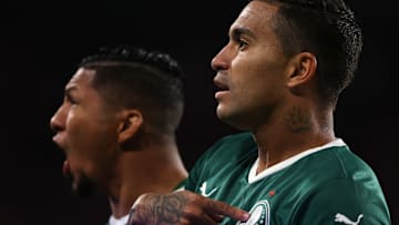 Dudu inicia partida deste sábado, no Allianz Parque