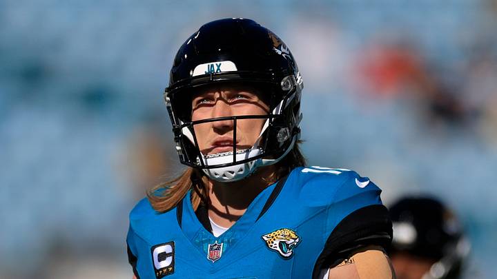 Jacksonville Jaguars quarterback Trevor Lawrence (16) warms up before an NFL football matchup Sunday, Dec. 1, 2024 at EverBank Stadium in Jacksonville, Fla. [Corey Perrine/Florida Times-Union]