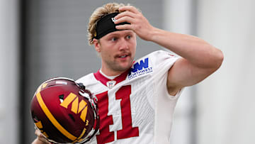 Washington Commanders tight end Colson Yankoff