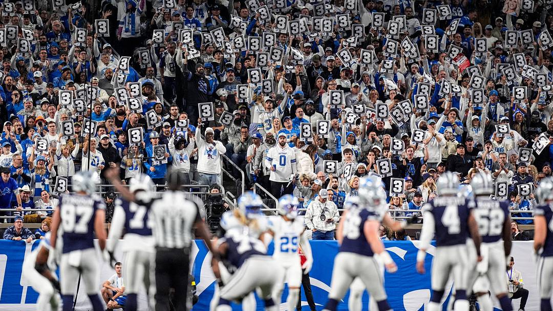 Detroit Lions fans cheer on against Dallas Cowboys during the first half at Ford Field in Detroit on Thursday, Dec. 4, 2025.