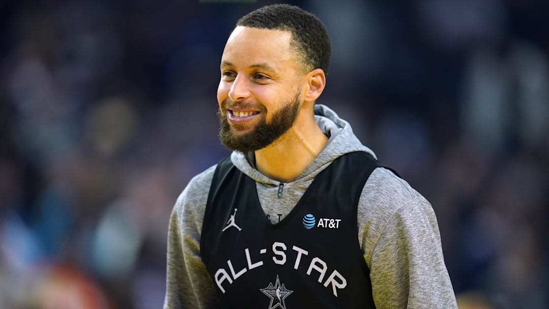 Feb 15, 2025; Oakland, CA, USA; Shaq’s OGs guard Stephen Curry (30) of the Golden State Warriors warms up during the NBA All Star-Practice at Oracle Arena. Mandatory Credit: Cary Edmondson-Imagn Images