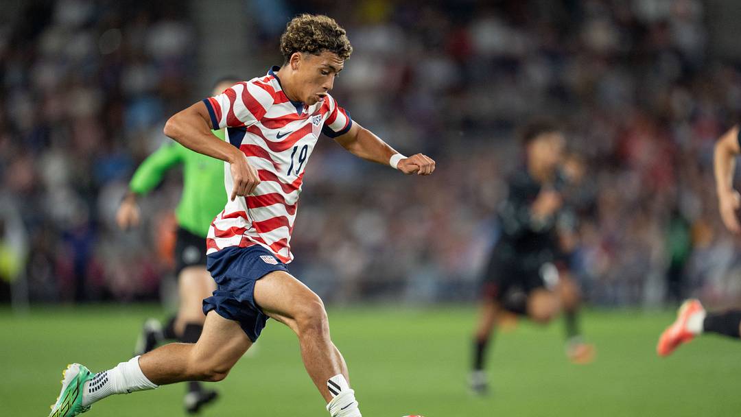 Oct 6, 2026; St. Paul, Minnesota, USA;  United States forward Julian Hall (19) in action against Canada 