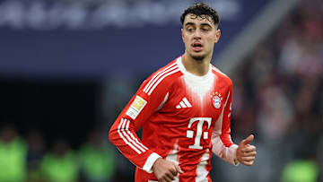 Aleksandar Pavlovic musste gegen Union verletzt runter 