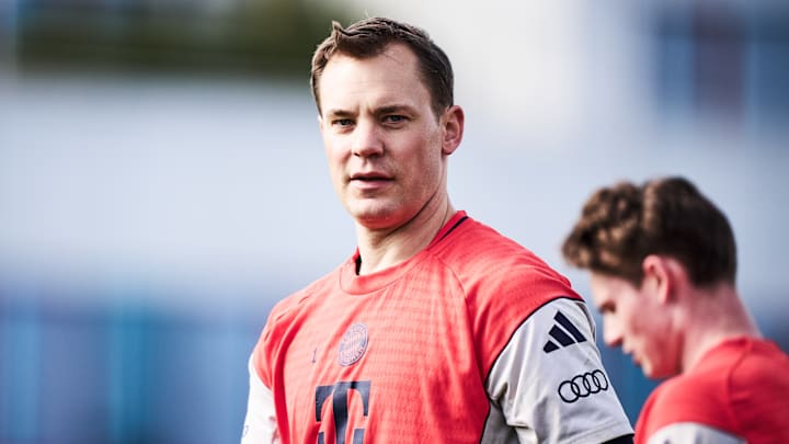 Manuel Neuer lässt sich mit seiner Entscheidung Zeit