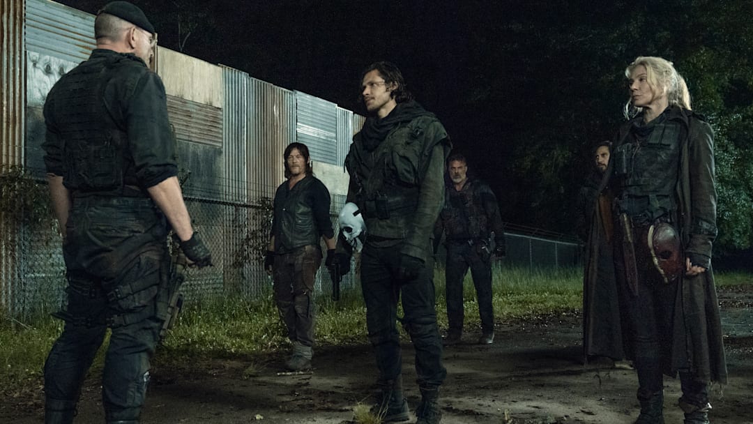 Norman Reedus as Daryl Dixon, Alex Meraz as Carver, Lynn Collins as Leah, Ritchie Coster as Pope - The Walking Dead _ Season 11, Episode 6 - Photo Credit: Josh Stringer/AMC