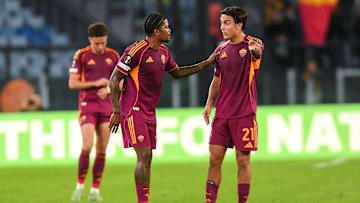 Paulo Dybala e Leon Bailey