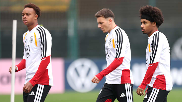 Assan Ouedraogo, Said El Mala und Karim Adeyemi im Training der DFB-Elf Assan Ouedraogo, Said El Mala und Karim Adeyemi im Training der DFB-Elf