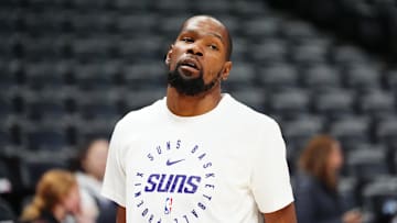 Dec 23, 2024; Denver, Colorado, USA; Phoenix Suns forward Kevin Durant (35) before the game against the Denver Nuggets at Ball Arena. Mandatory Credit: Ron Chenoy-Imagn Images
