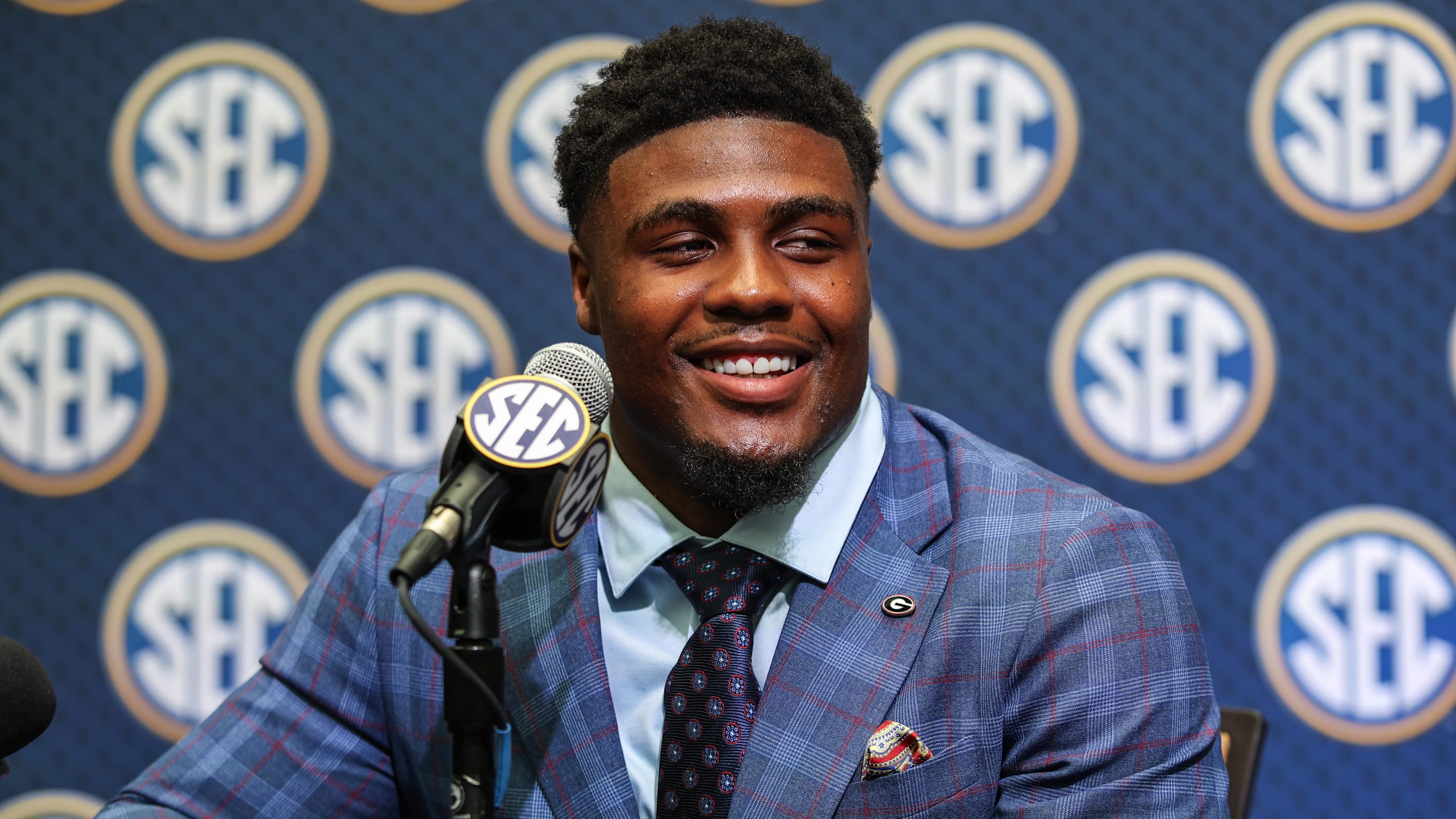 I Laid Out Exactly How the Buffalo Bills Will Spend Seven Picks in 2026 NFL Draft