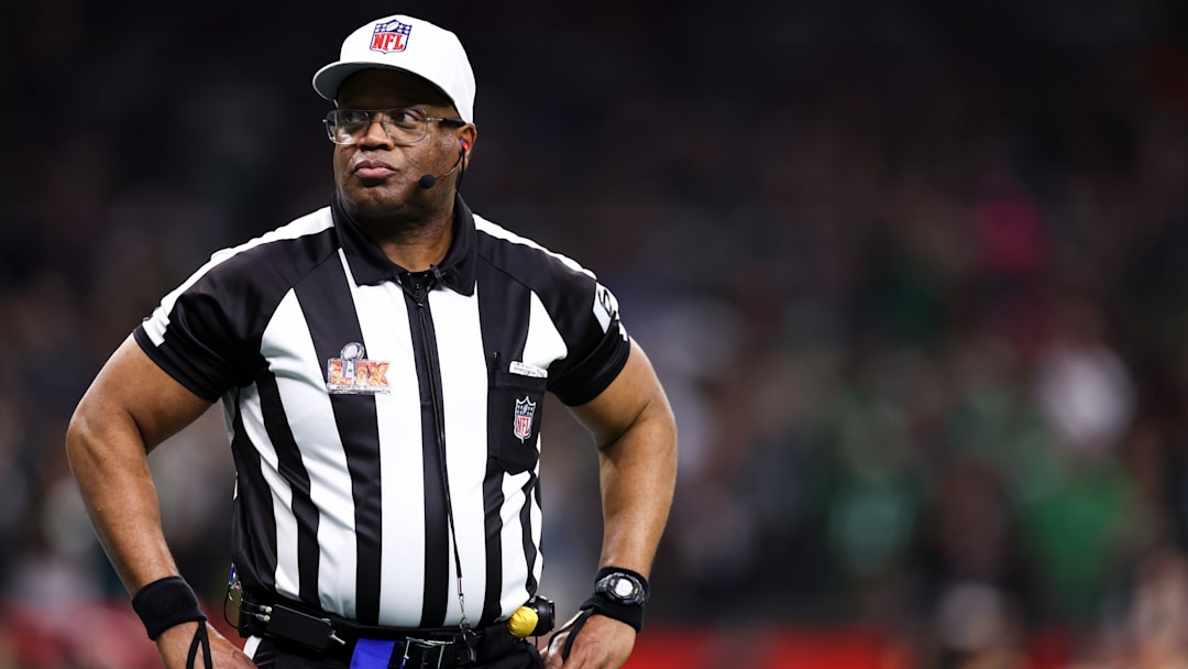 Referee Ron Torbert overturned a touchdown by Antoine Winfield Jr. over a phantom whistle in Week 8.