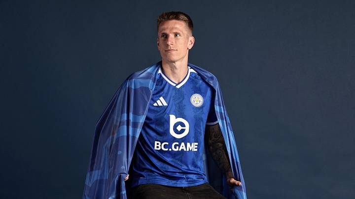 LCFC unveil new signing Emil Riis