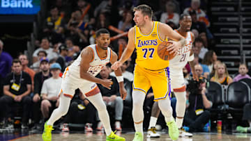 Los Angeles Lakers v Phoenix Suns