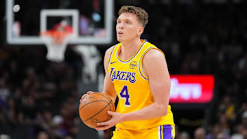 Los Angeles Lakers v Phoenix Suns