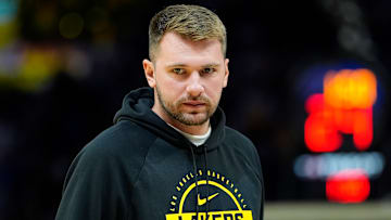 Los Angeles Lakers v Golden State Warriors