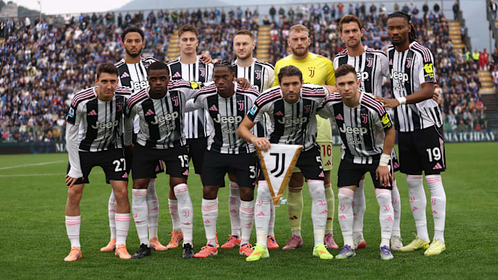 Serie A Como 1907 - Juventus FC Players pose for a team photo before the Serie A match at Stadio Giuseppe Sinigaglia
