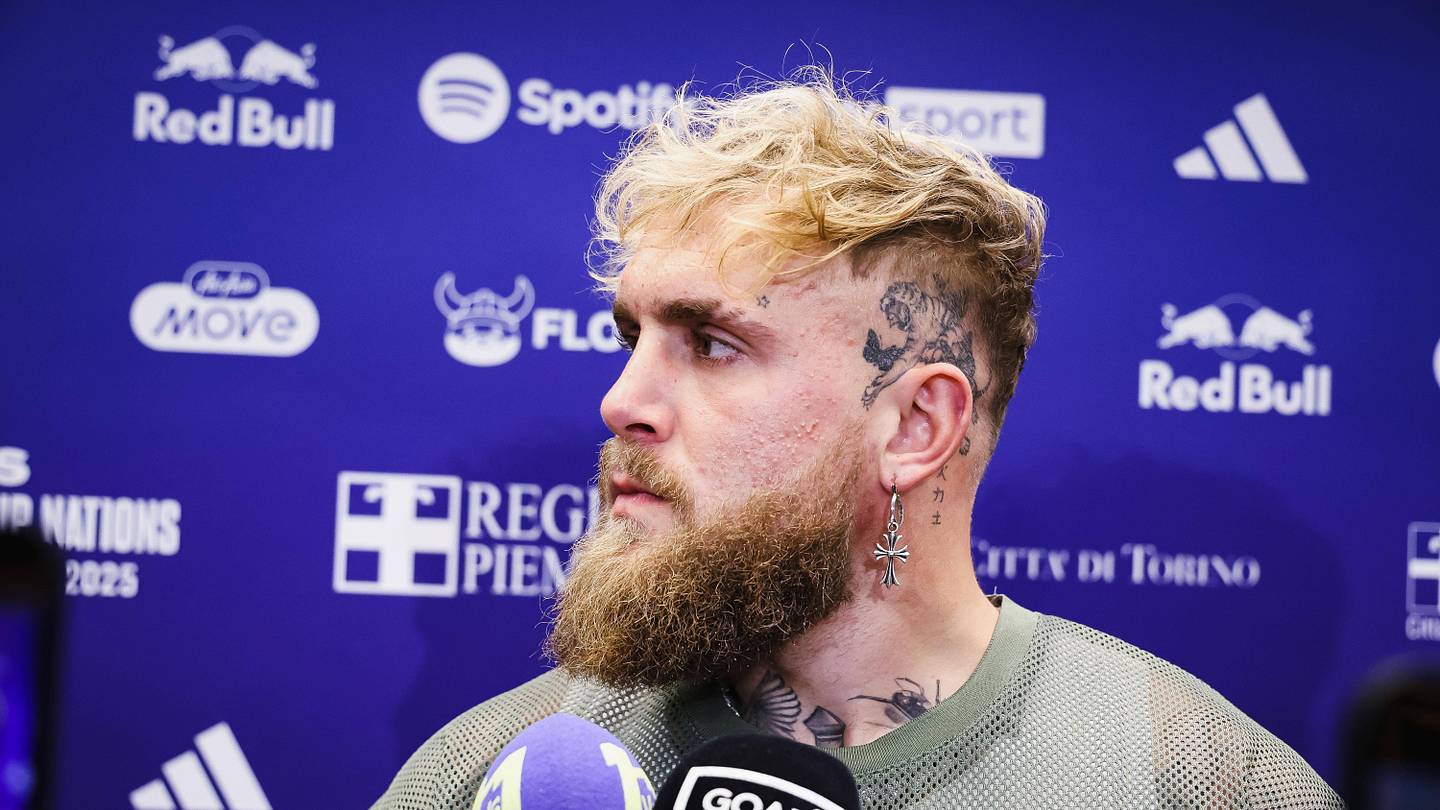 Jake Paul Hits Back At Floyd Mayweather After Easy Fight Taunt