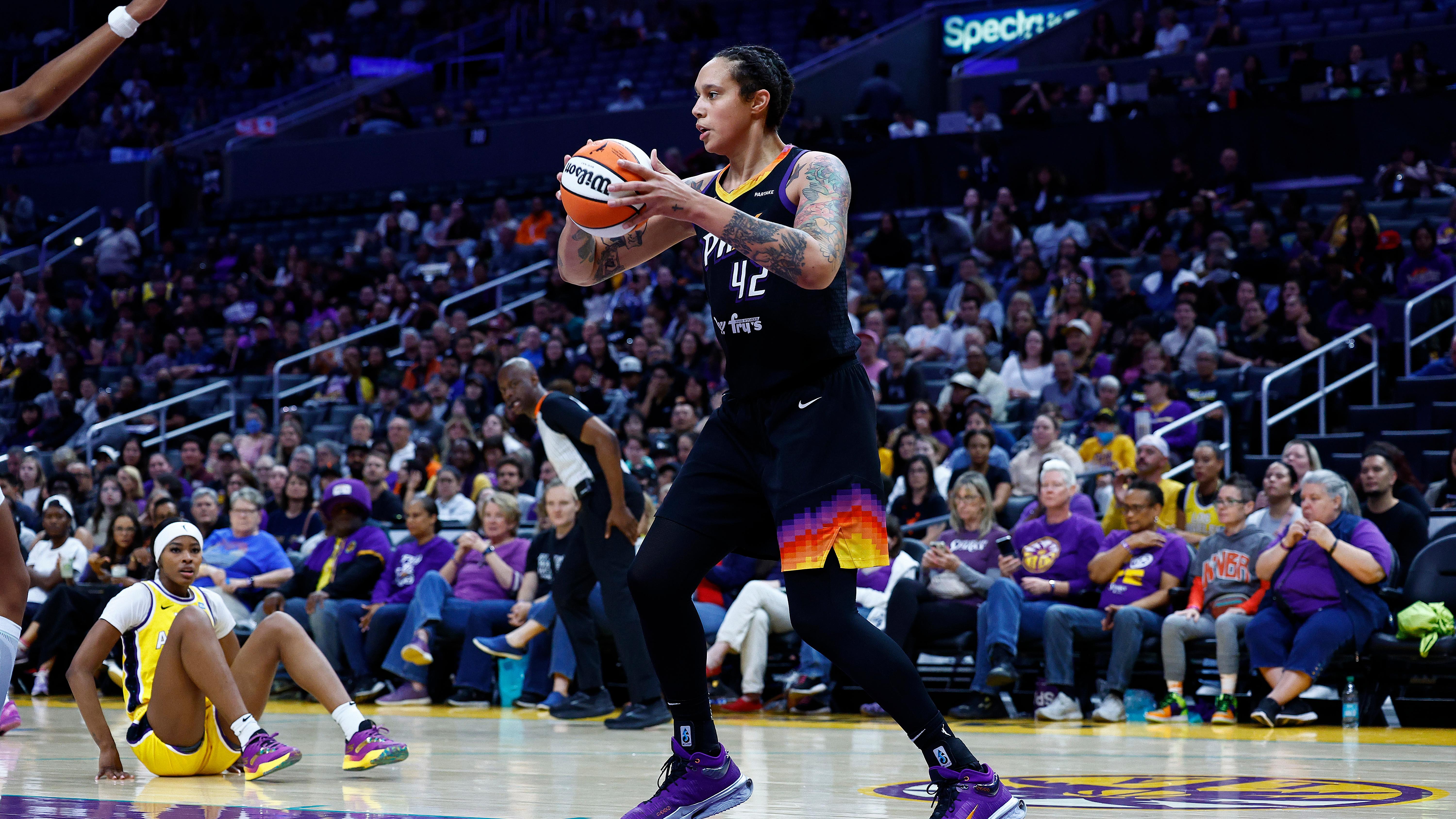 Brittney Griner Enters Free Agency, Sparks Team Drama