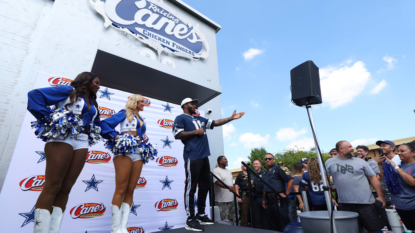 Cowboys Cheerleaders hype up crowd at Post Malone Raising Cane’s