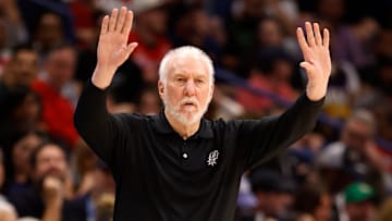 Gregg Popovich debutó como entrenador de los  San Antonio Spurs de la NBA en 1996