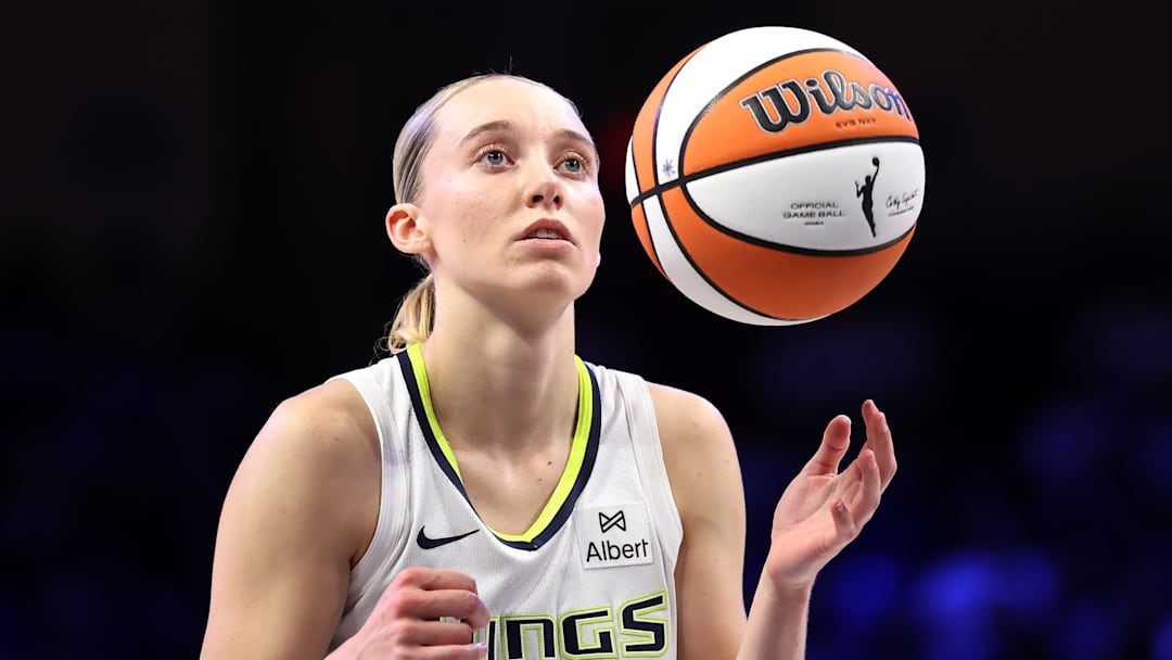 Phoenix Mercury v Dallas Wings