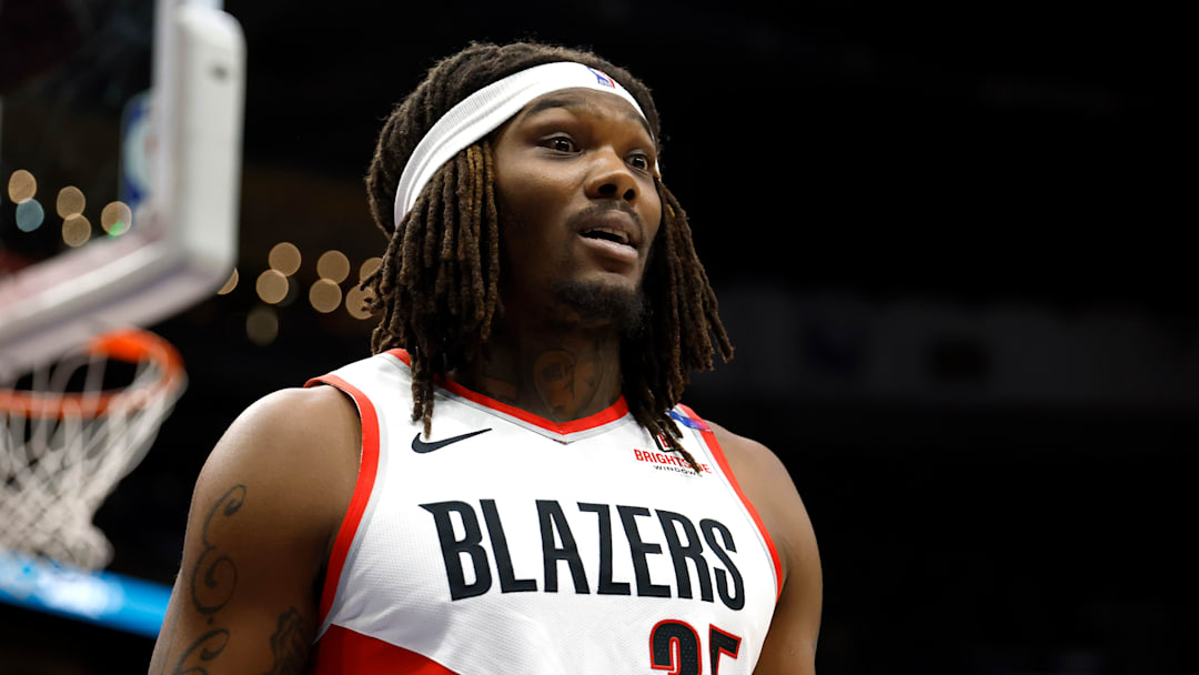 Portland Trail Blazers v New Orleans Pelicans Portland Trail Blazers v New Orleans Pelicans