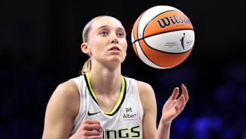Phoenix Mercury v Dallas Wings