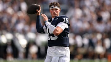 Penn State football quarterback Drew Allar
