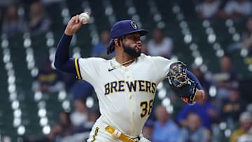 Miami Marlins v Milwaukee Brewers