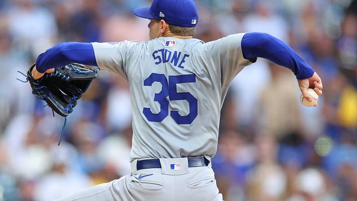 Los Angeles Dodgers v Milwaukee Brewers