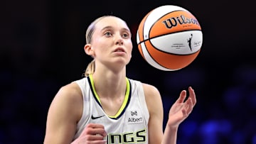 Phoenix Mercury v Dallas Wings