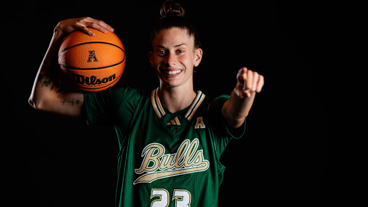 Romi Levy led USF was  21 points against UTSA