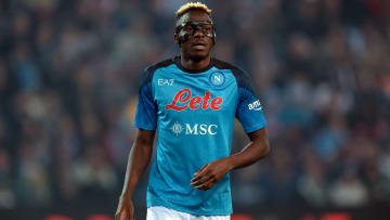 La direction de Naples affirme sa position pour l'avenir de Victor Osimhen. 