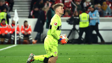 Alexander Nübel sah gegen FC Bayern teils unglücklich aus