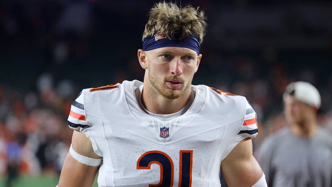 Chicago Bears safety Dillon Thieneman (31) after a game against the Cincinnati Bengals at Paycor Stadium. Mandatory Credit: Joseph Maiorana-Imagn Images Chicago Bears safety Dillon Thieneman (31) after a game against the Cincinnati Bengals at Paycor Stadium. Mandatory Credit: Joseph Maiorana-Imagn Images