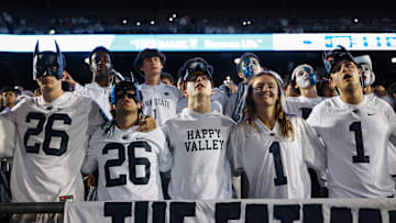 Illinois v Penn State