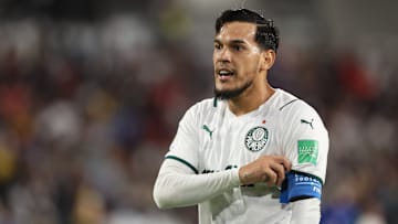 Zagueiro ainda não tem presença assegurada em duelo da semana que vem