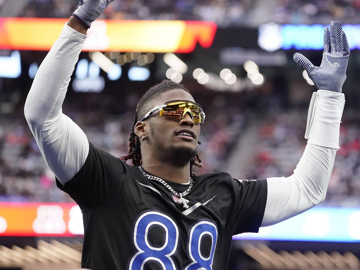 CeeDee Lamb trade proposal has Dallas Cowboys landing star WR