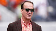 Peyton Manning and Eil Manning will be joined by comedian Shane Gillis, actress Quinta Brunson and Disney CEO Bob Iger on Monday night's "ManningCast" for the Packers-Eagles game. 