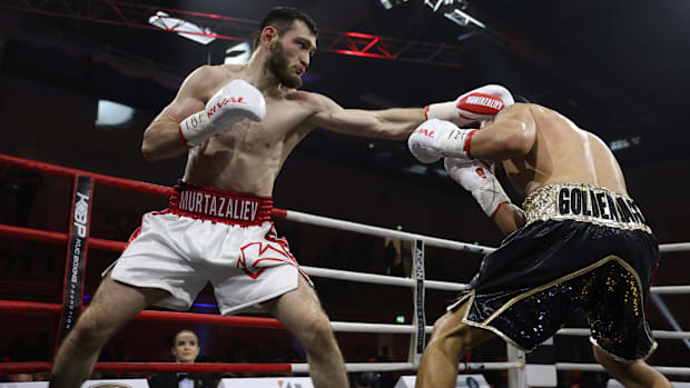Bakhram Murtazaliev (left) vs. Jack Culcay (right). 