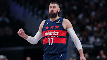 Phoenix Suns v Washington Wizards