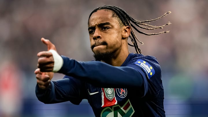 Bradley Barcola a inscrit un doublé en finale de Coupe de France. Bradley Barcola a inscrit un doublé en finale de Coupe de France.