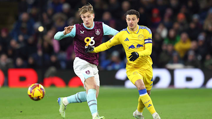 Burnley FC v Leeds United FC - Sky Bet Championship