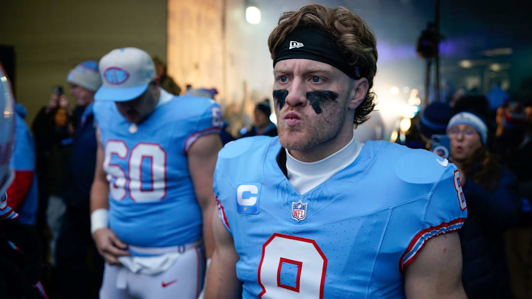 Tennessee Titans quarterback Will Levis (8) prepares to take the field before the game against the Houston Texans at Nissan Stadium in Nashville, Tenn., Sunday, Jan. 5, 2025.