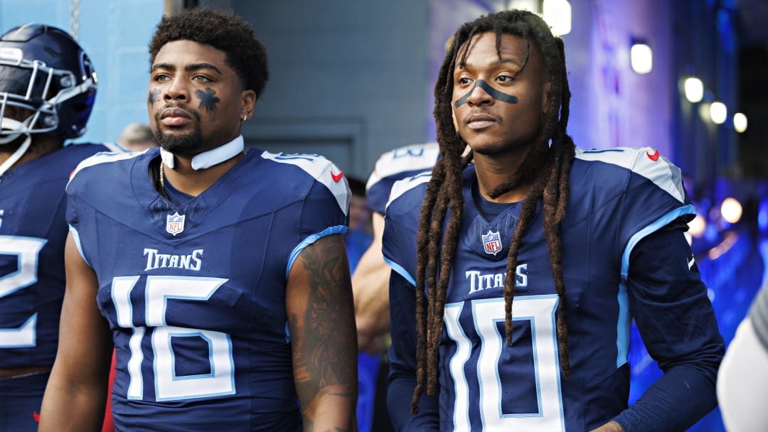 Indianapolis Colts v Tennessee Titans
