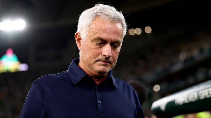 The problems are mounting for José Mourinho. The problems are mounting for José Mourinho.
