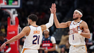 Phoenix Suns v Washington Wizards