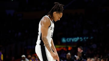 San Antonio Spurs v Los Angeles Lakers