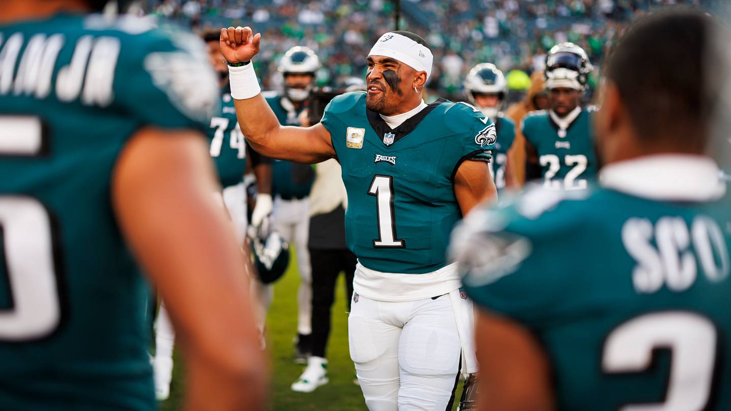 Jalen Hurts, Eagles continue to prove their dominance over Cowboys off the field - Vimarsana News