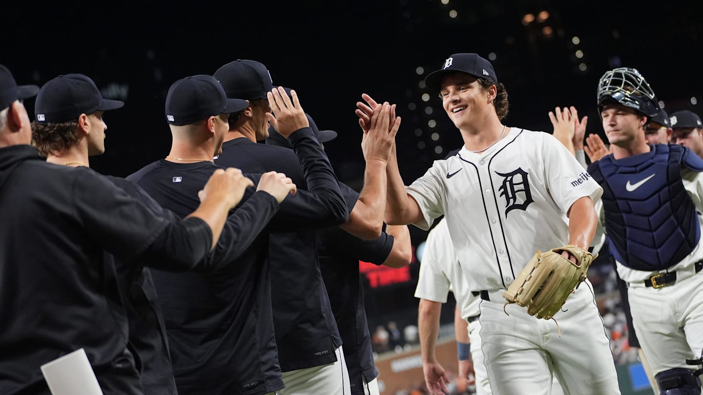 Unbelievable! Tork'S 9Th Inning Shot Wins It For The Tigers In Chicago! - 25kx9vr